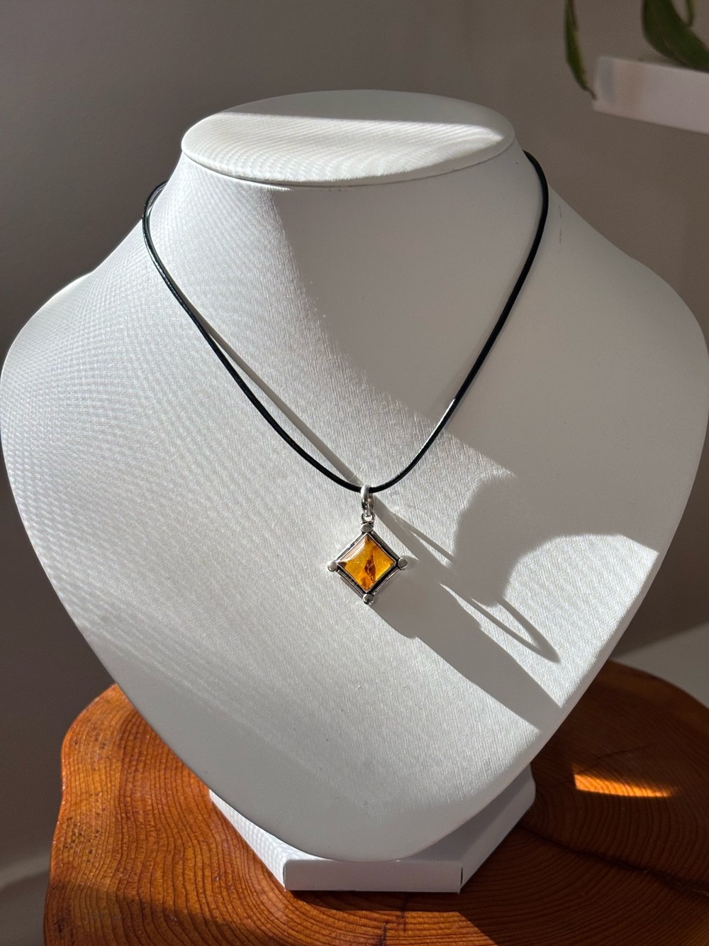 Vtg 90’s 925 Amber Square Pendant Necklace Black Leather Cord